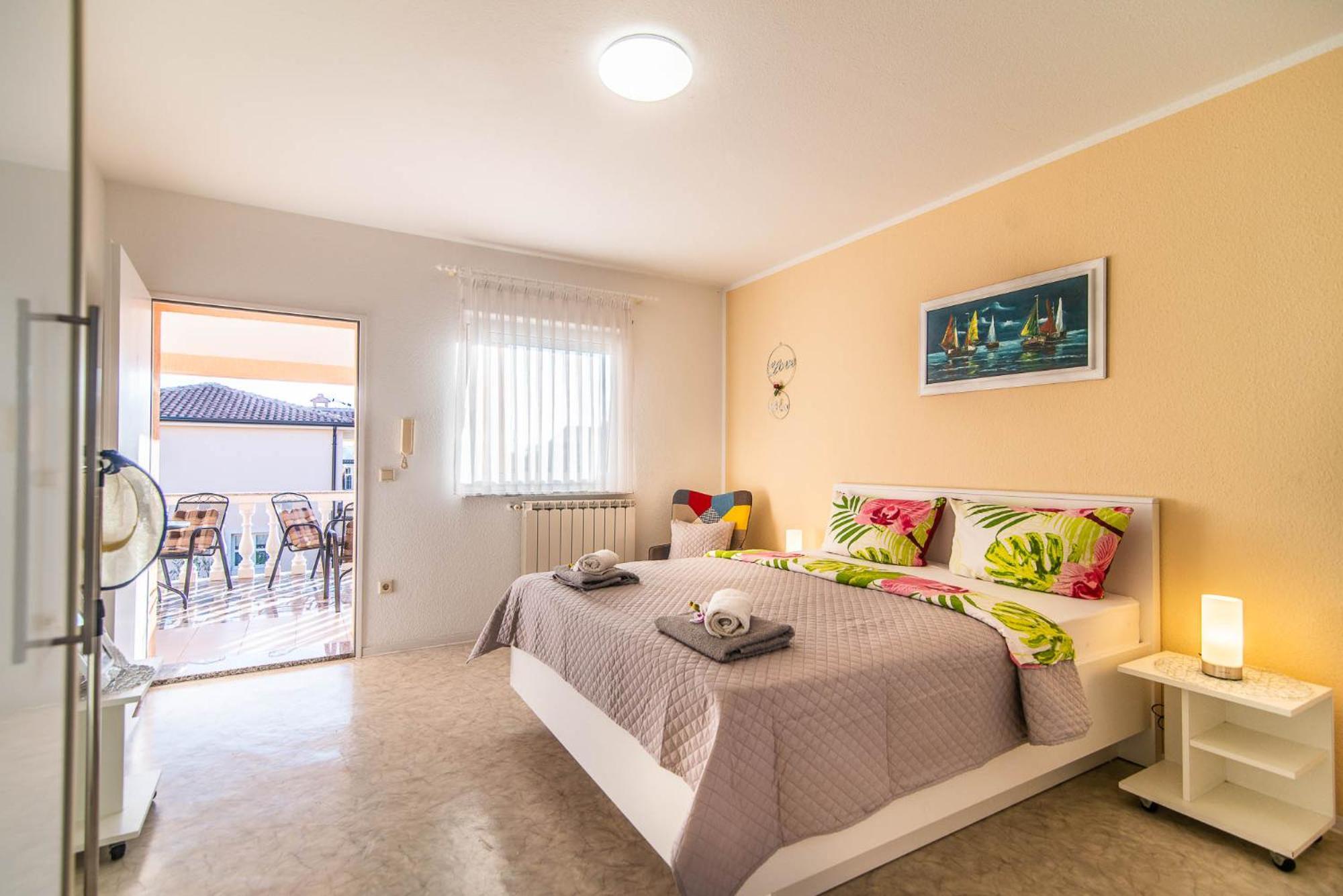 Haus Delphin Apartment Porec Exterior photo